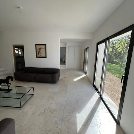Villa La *